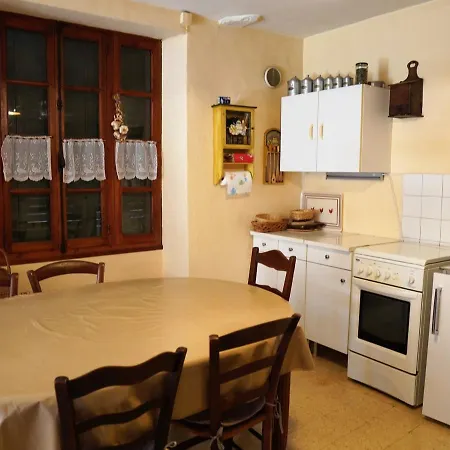 Maison Le Lauzet-Ubaye, 9 Pieces, 18 Personnes - Fr-1-165A-106 بيت للعطل *